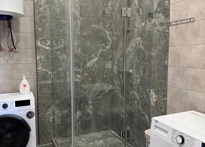 44 Pearl Sunrise Apartment *